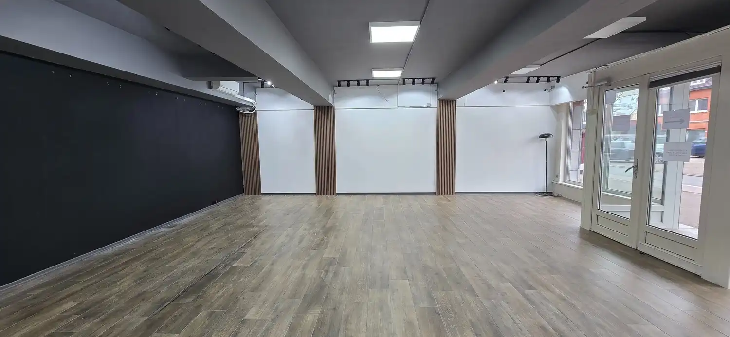 Handelspand/kantoor te huur in Genk-Stalenstraat foto 8