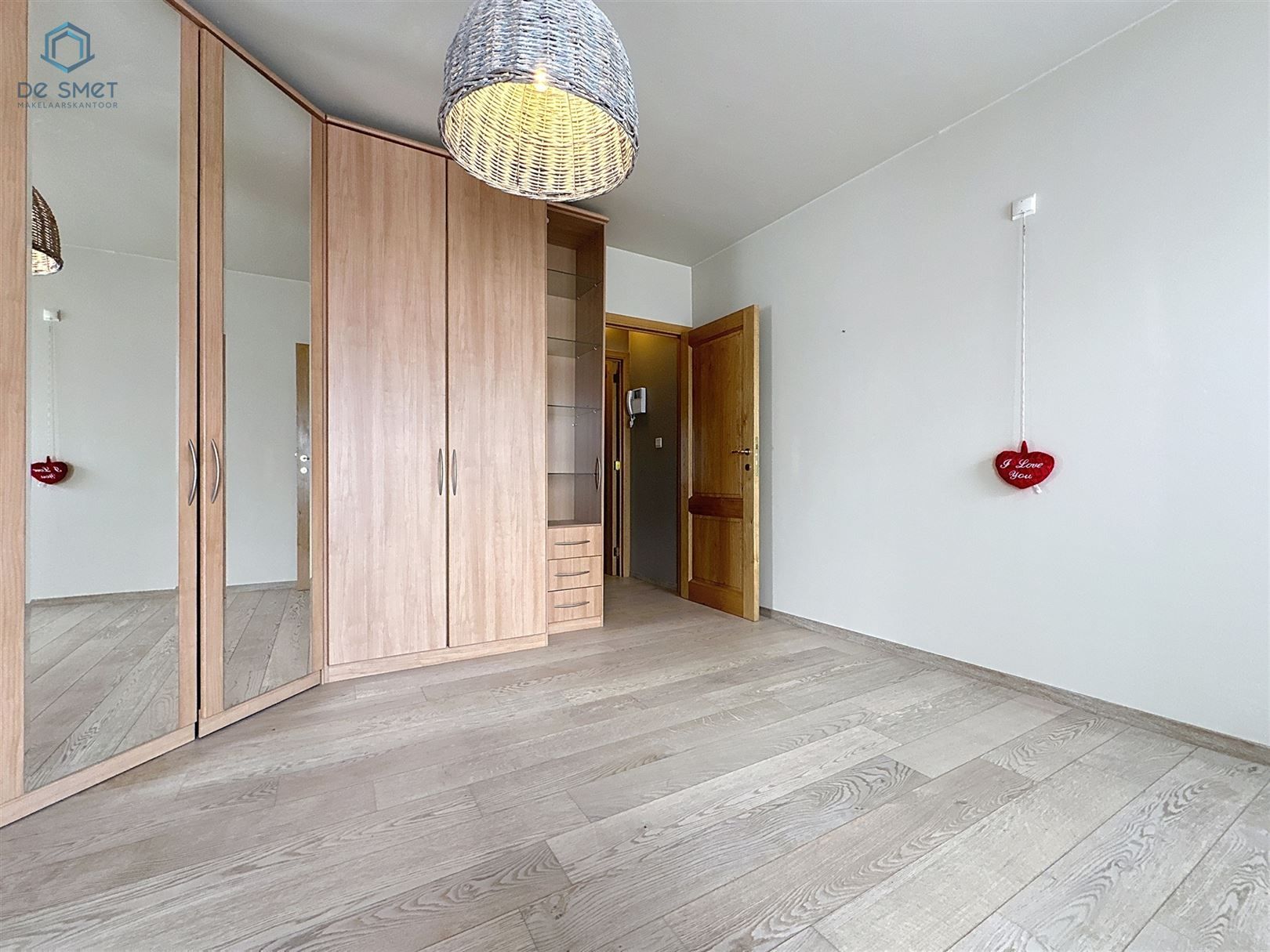 INSTAPKLARE WONING MET PRACHTIGE STADSTUIN. foto 12