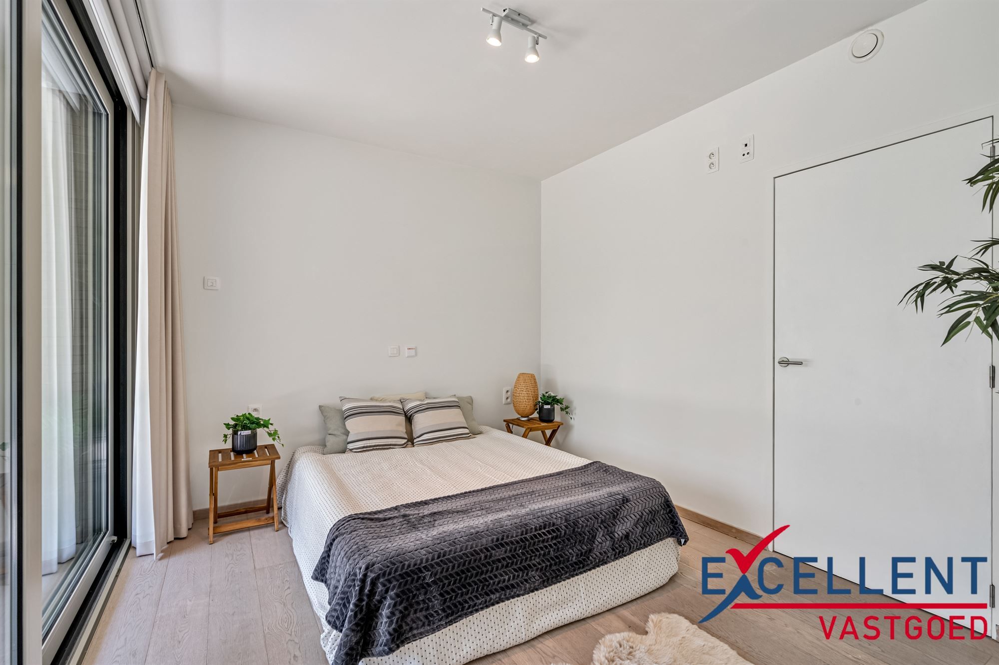 Gezellige serviceflat te koop residentie Leiedam Deinze  foto 6
