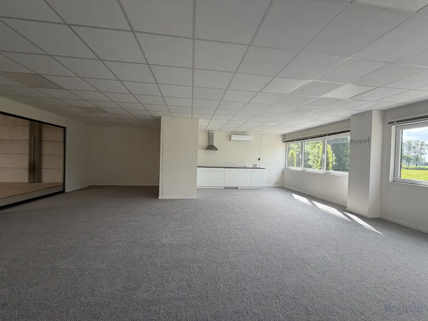 Handelspand (336m²) te huur in Geel foto 14