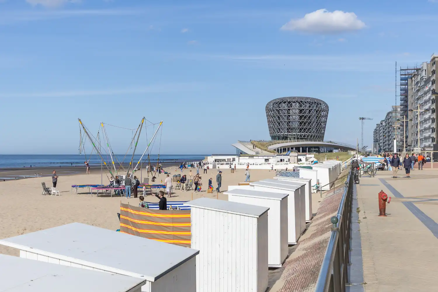 Prachtig gerenoveerd appartement in gerenoveerd gebouw met frontaal zeezicht! foto 33
