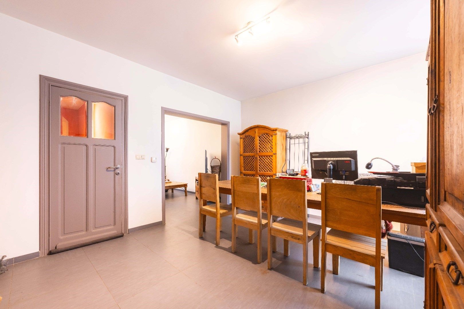 RENOVATIE 2013 | HALF OPEN STADSWONING MET TUIN | 3 SLPKS foto 3