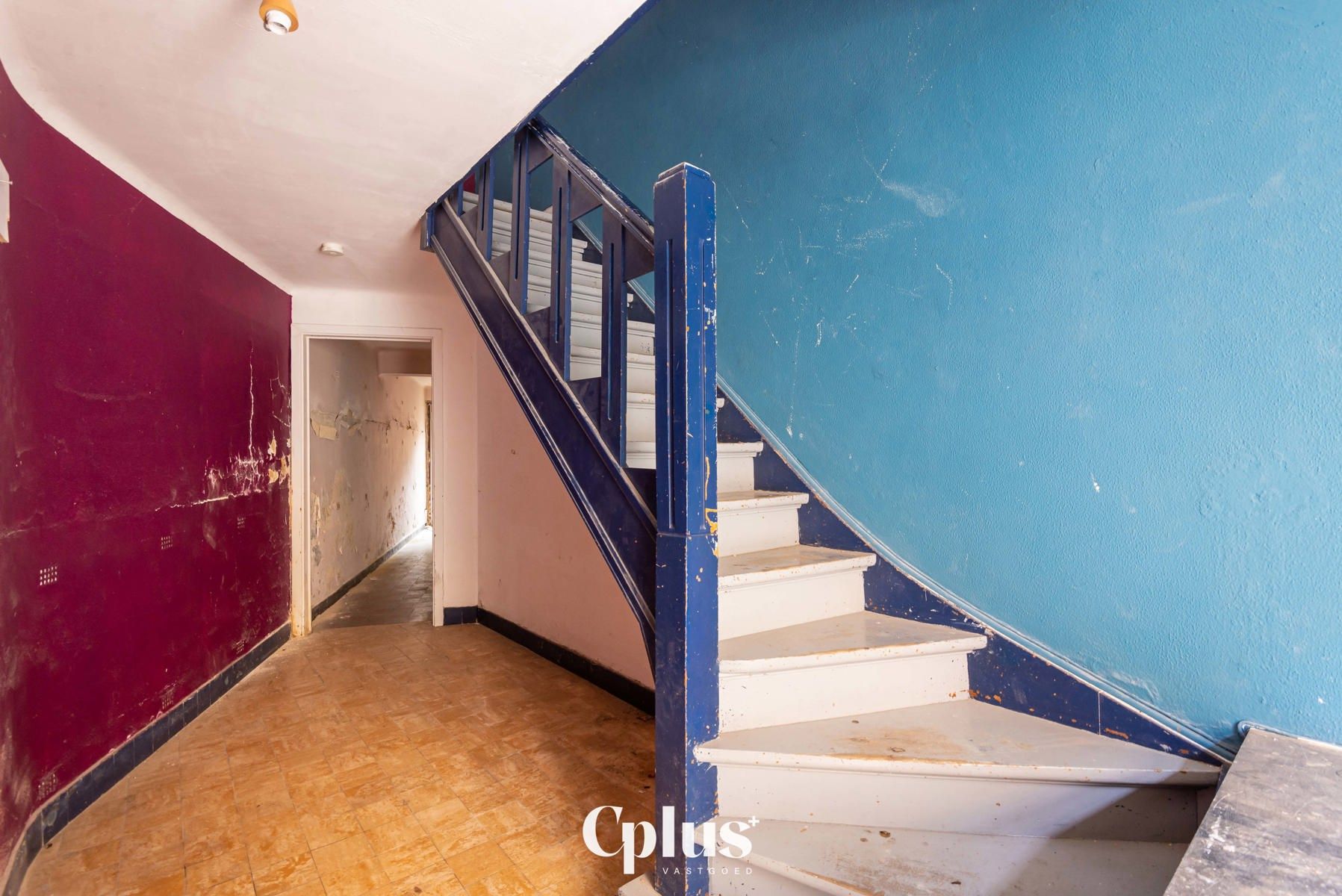 Authentieke interbellumwoning nabij Gent Sint-Pieters - Te koop foto 2