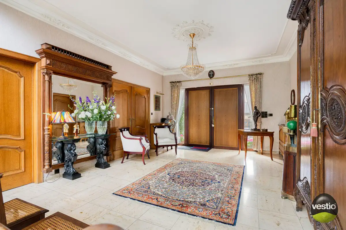 ROYALE WONING MET DOKTERSPRAKTIJK TE BILZEN HOESELT. foto 4