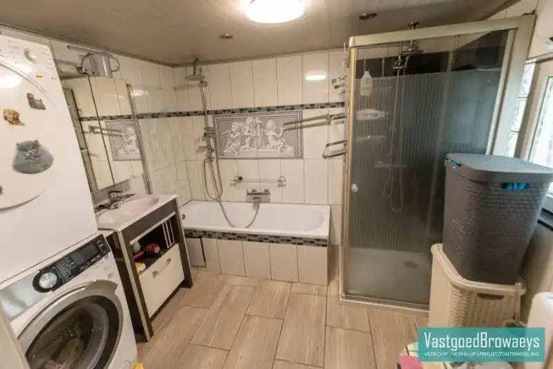 Ideale starterswoning met ruime aangename tuin foto 9