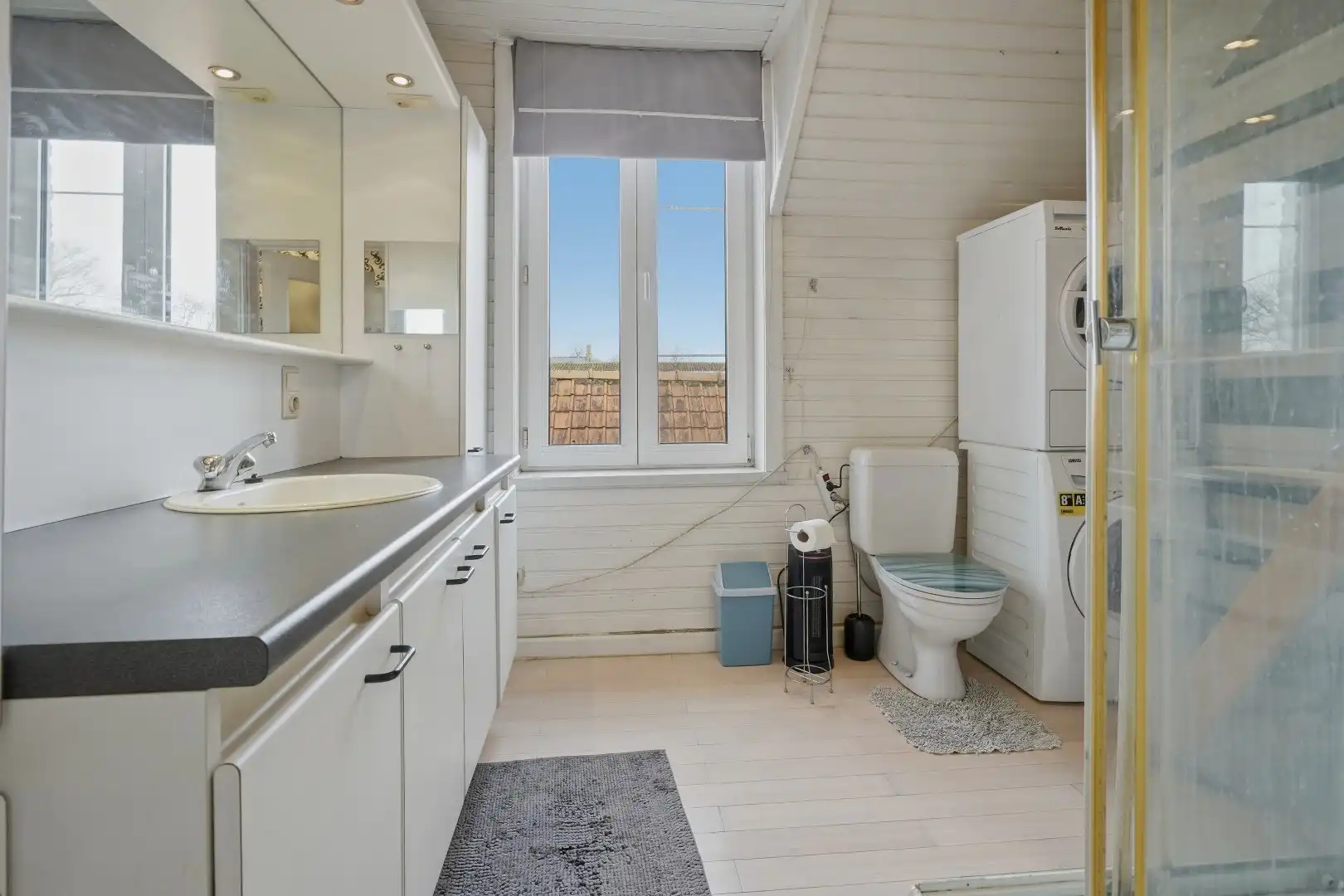 Instapklare woning in hartje Diksmuide, met zicht op het stadspark! foto 13