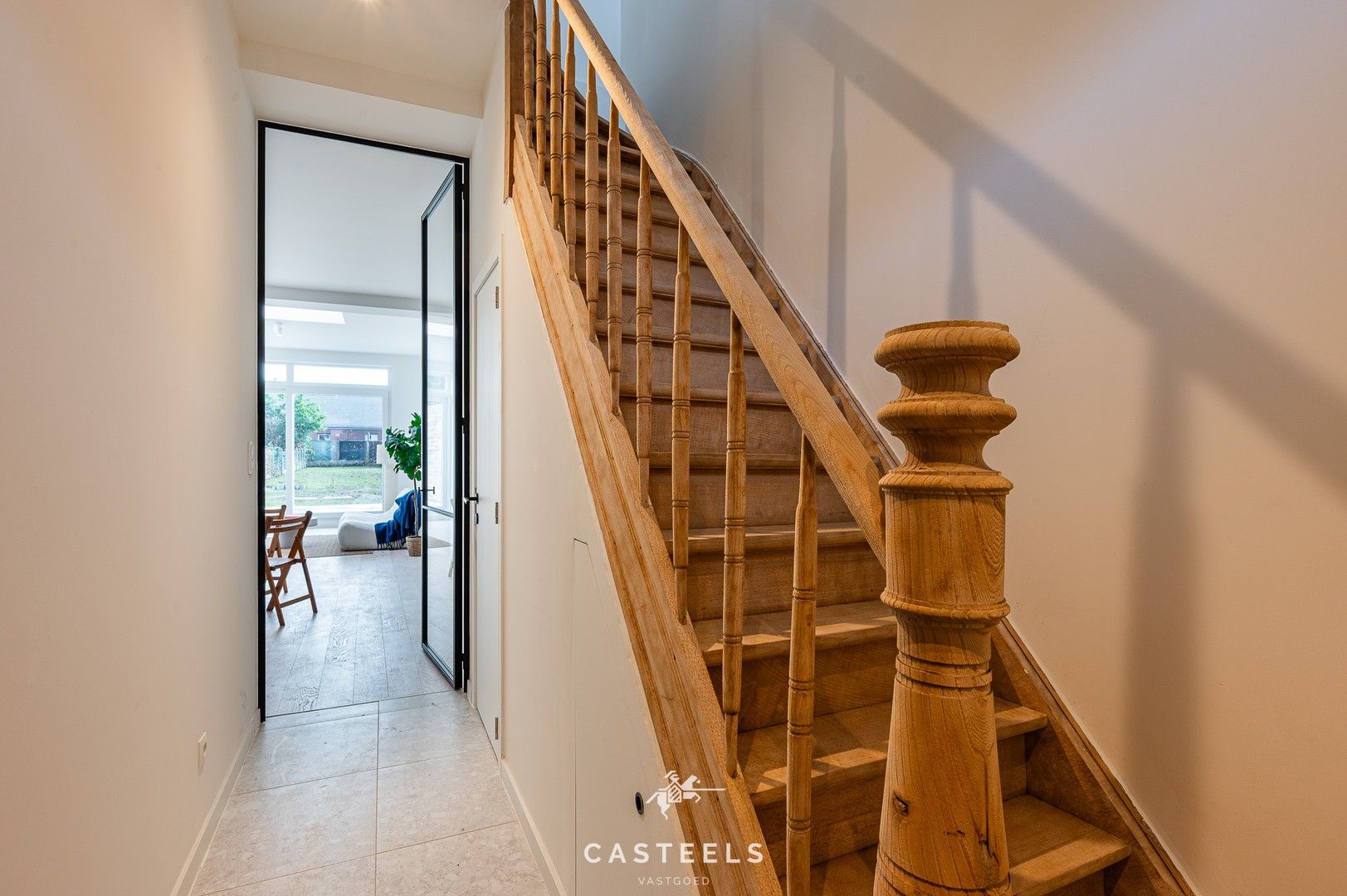 Prachtige gerenoveerde gezinswoning te Merelbeke-Melle foto 3