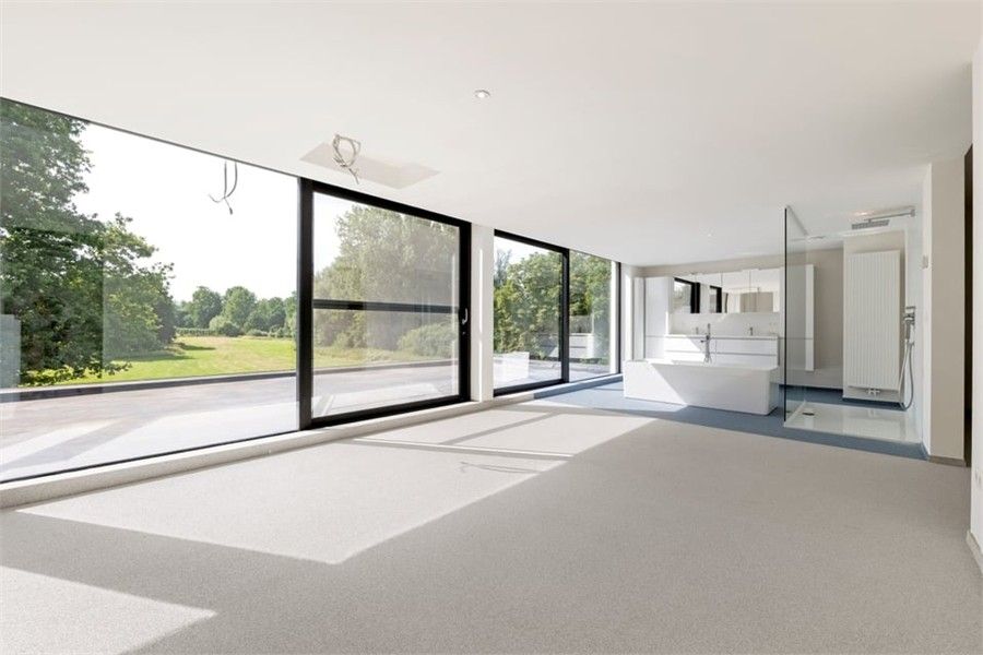 RUIME OPEN BEBOUWING MET KANTOOR EN ADEMBENEMEND ZICHT IN HASSELT foto 15