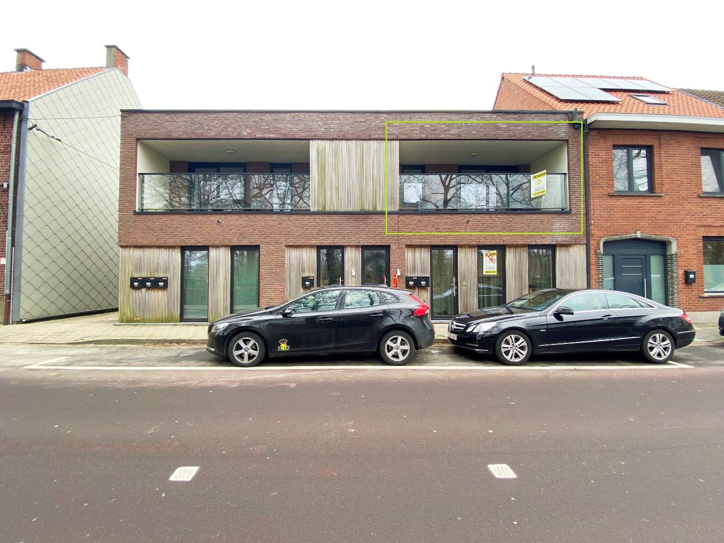 GEZELLIG APPARTEMENT IN HARTJE ROESELARE VOORZIEN VAN ALLE COMFORT! foto 8