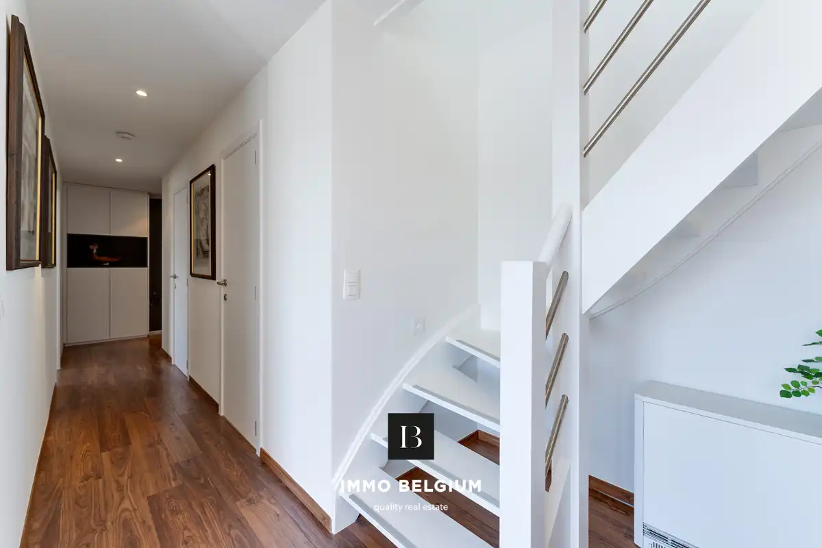 Hoogwaardig afgewerkt appartement met 3 slaapkamers foto 11