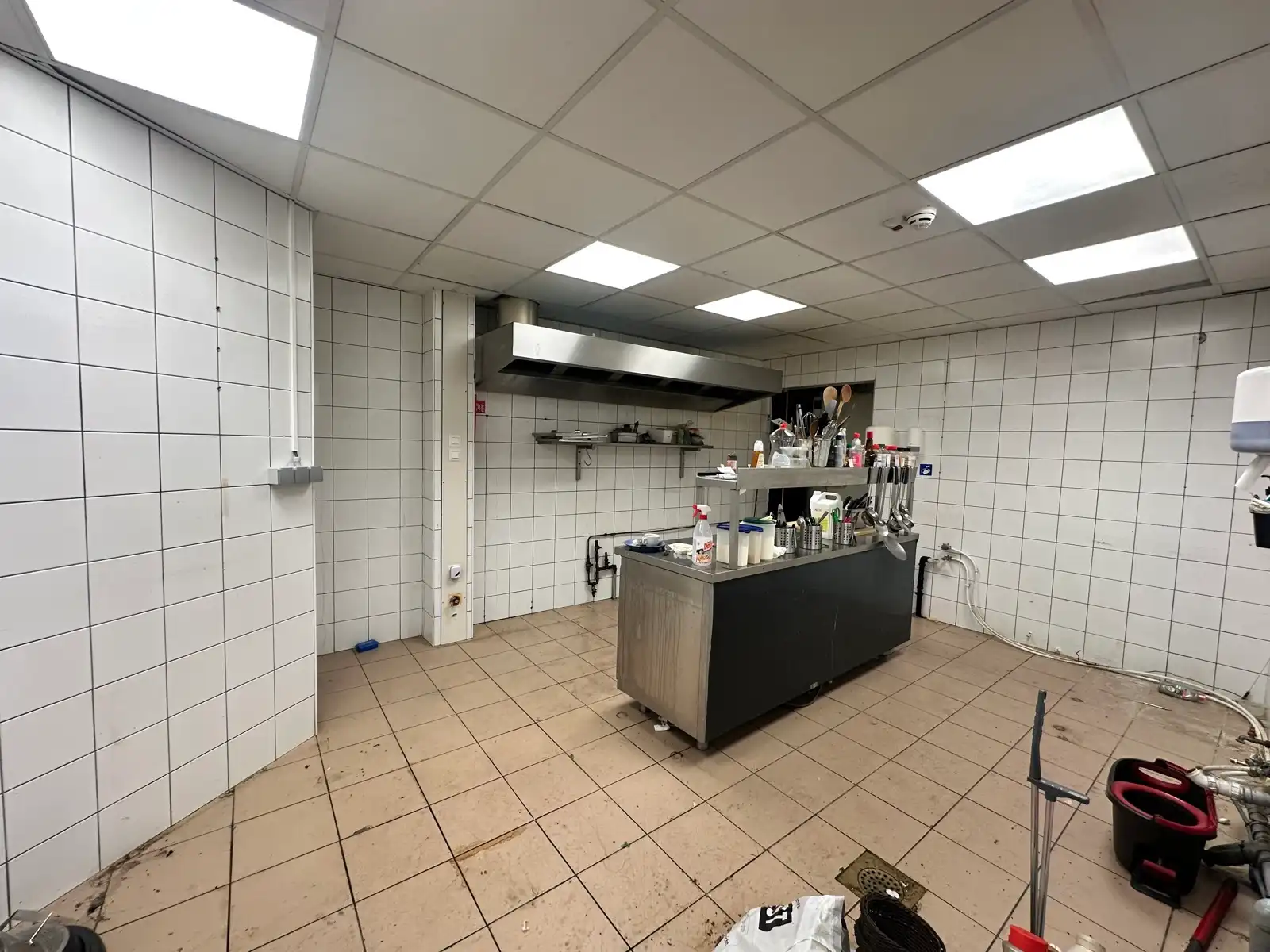Horeca + triplex appartement te huur in Hoogstraat foto 6