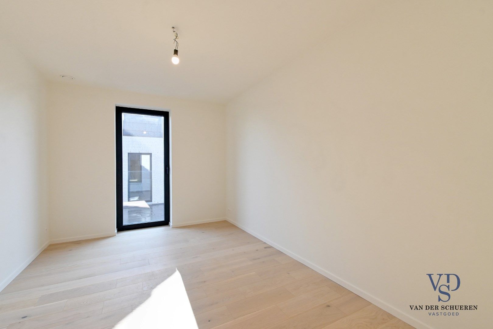 IN OPTIE ! Half Open Bebouwing met afzonderlijke garage  foto 25