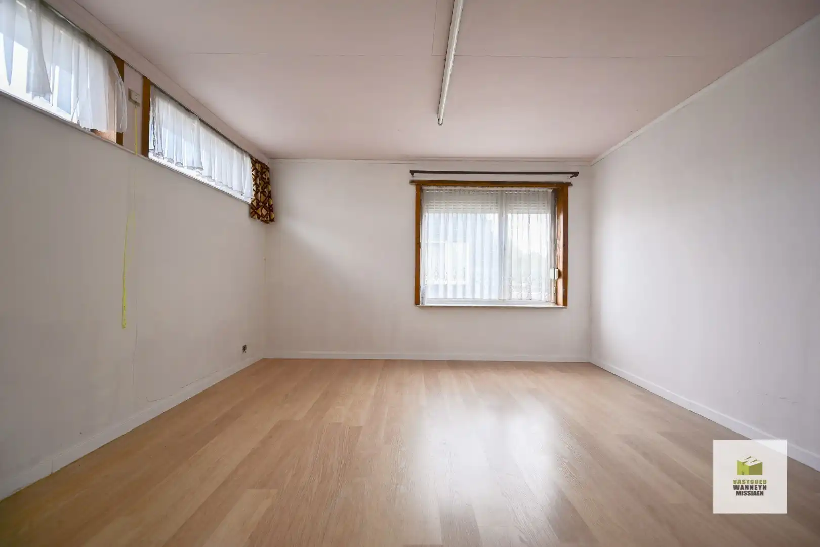 Te renoveren woning met 3 slaapkamers en zongerichte tuin op centrale ligging te Tielt foto 19