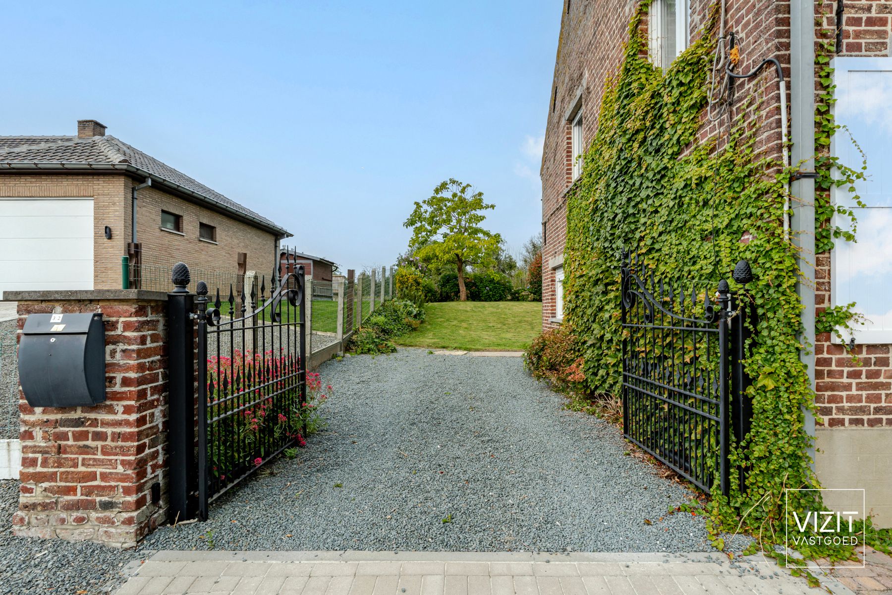 Karaktervolle boerderij met binnenkoer in Waarbeke (Geraardsbergen) foto 4