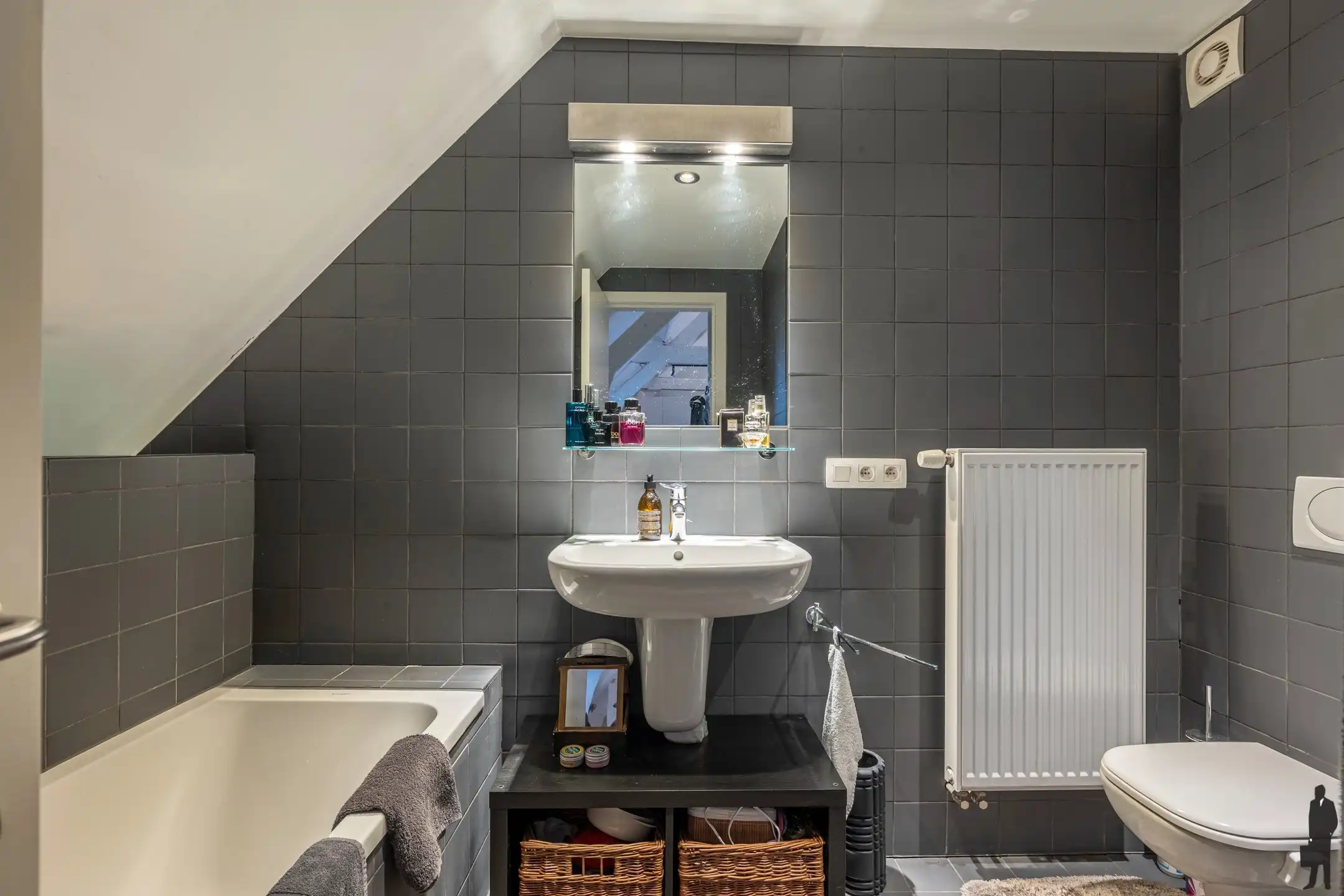 Unieke loft met mezzanine en terras in voormalige Rijkswachtkazerne in&nbsp;Hoogstraten foto 7