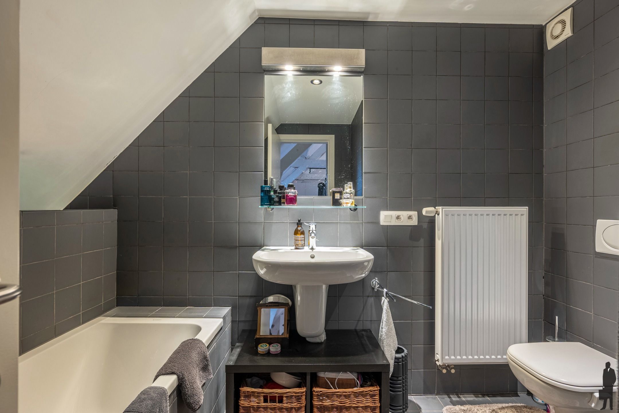 Unieke loft met mezzanine en terras in voormalige Rijkswachtkazerne in&nbsp;Hoogstraten foto 7