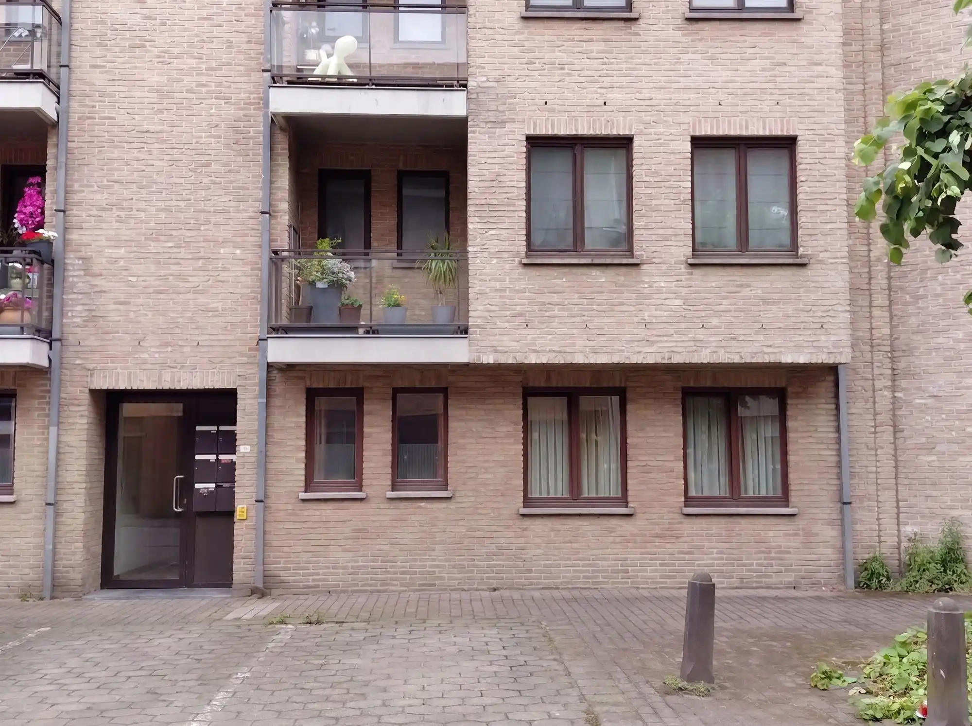 Appartement met 2 slaapkamers. Aan de rand van het centrum. foto {{pictureIndex}}
