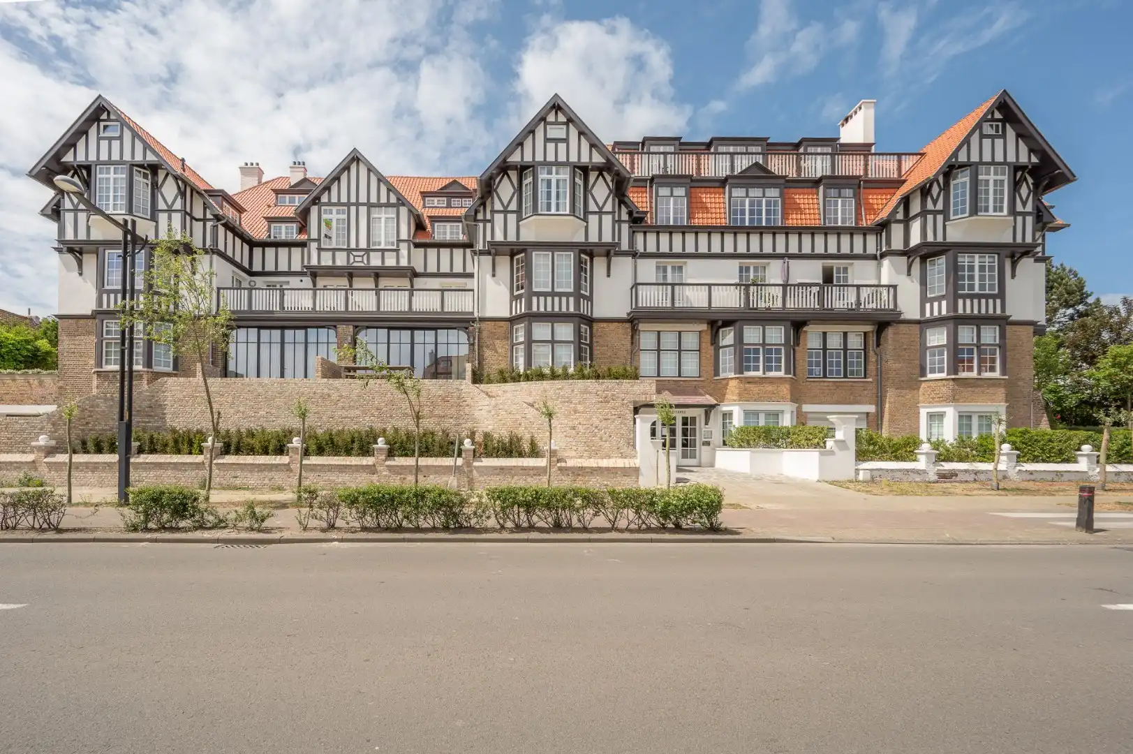 Charmant, karaktervol appartement in het Zoute foto 2