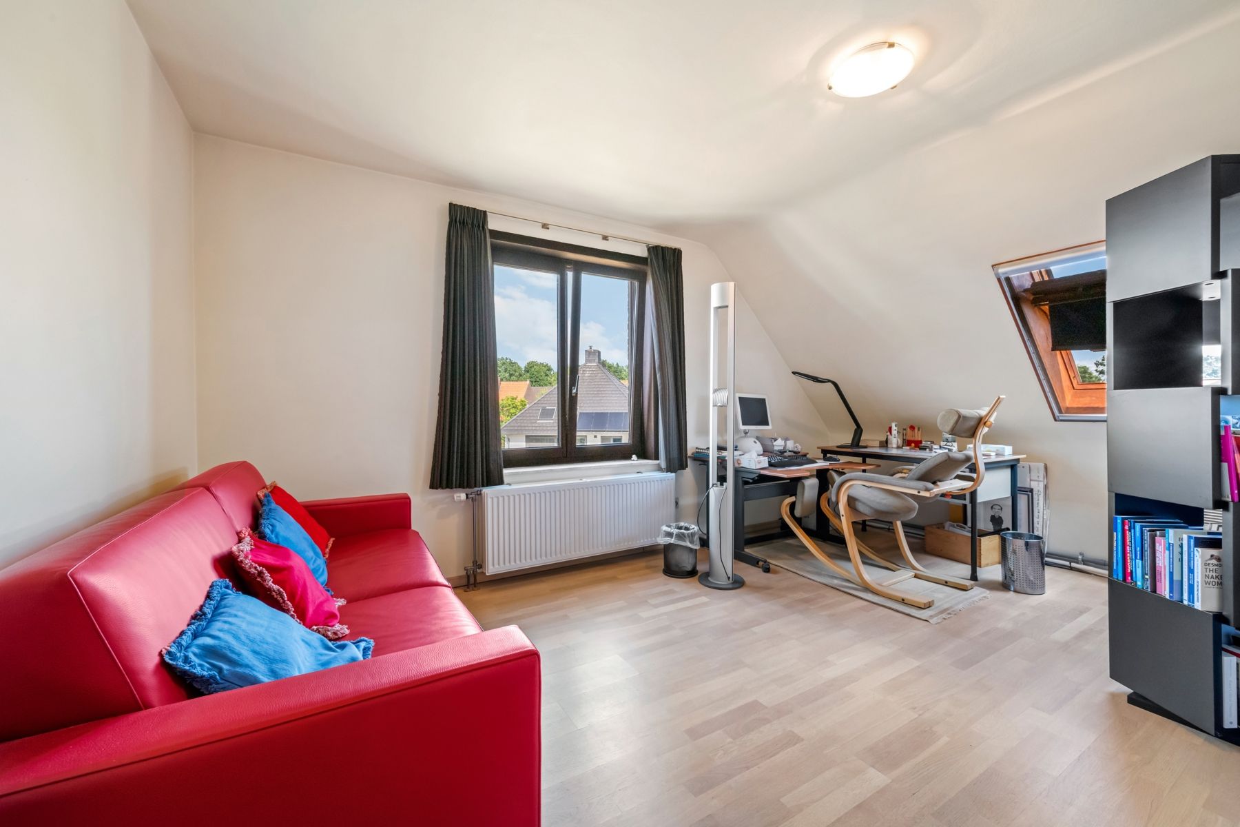 Te Sint-Kruis: Energiezuinige woning met ruimte en comfort. foto 17