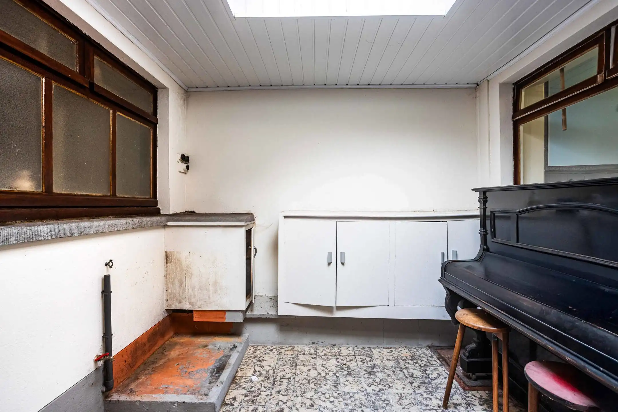 Gunstig gelegen halfopen bebouwing met garage. foto 11