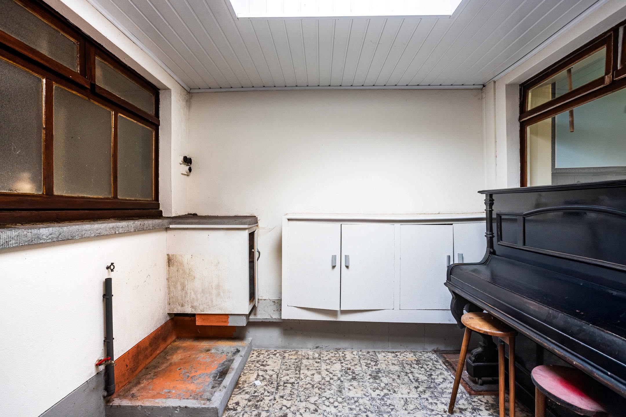 Gunstig gelegen halfopen bebouwing met garage. foto 11