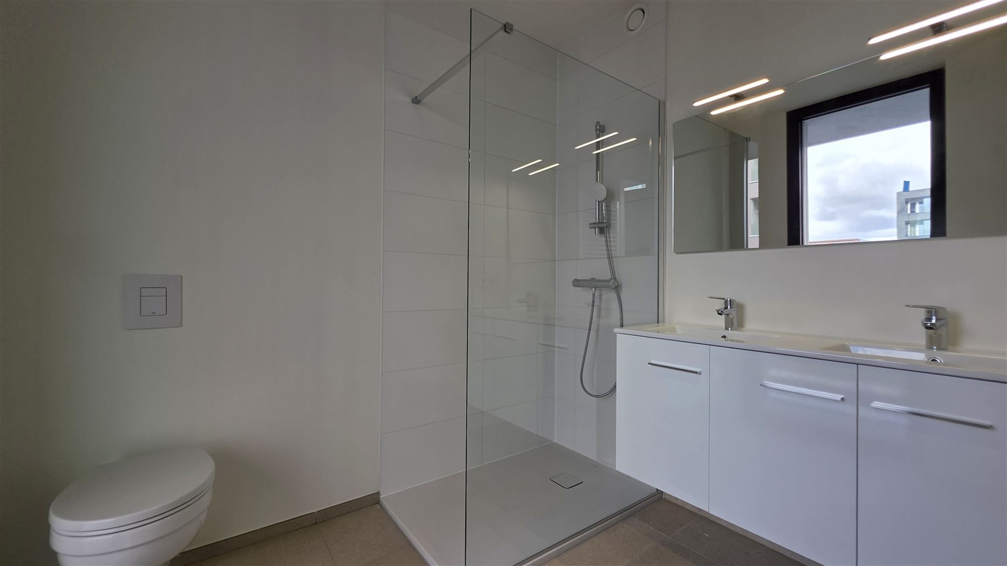 Nieuwbouw 3 slaapkamerappartement foto 11