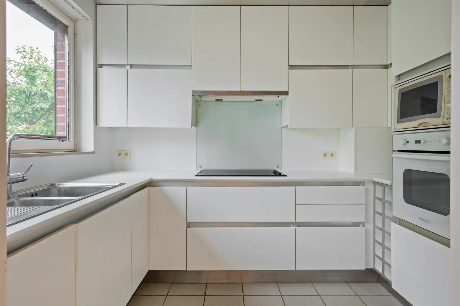 Nieuwe thuis: bel-etage met 3 slaapkamers en garage foto 9