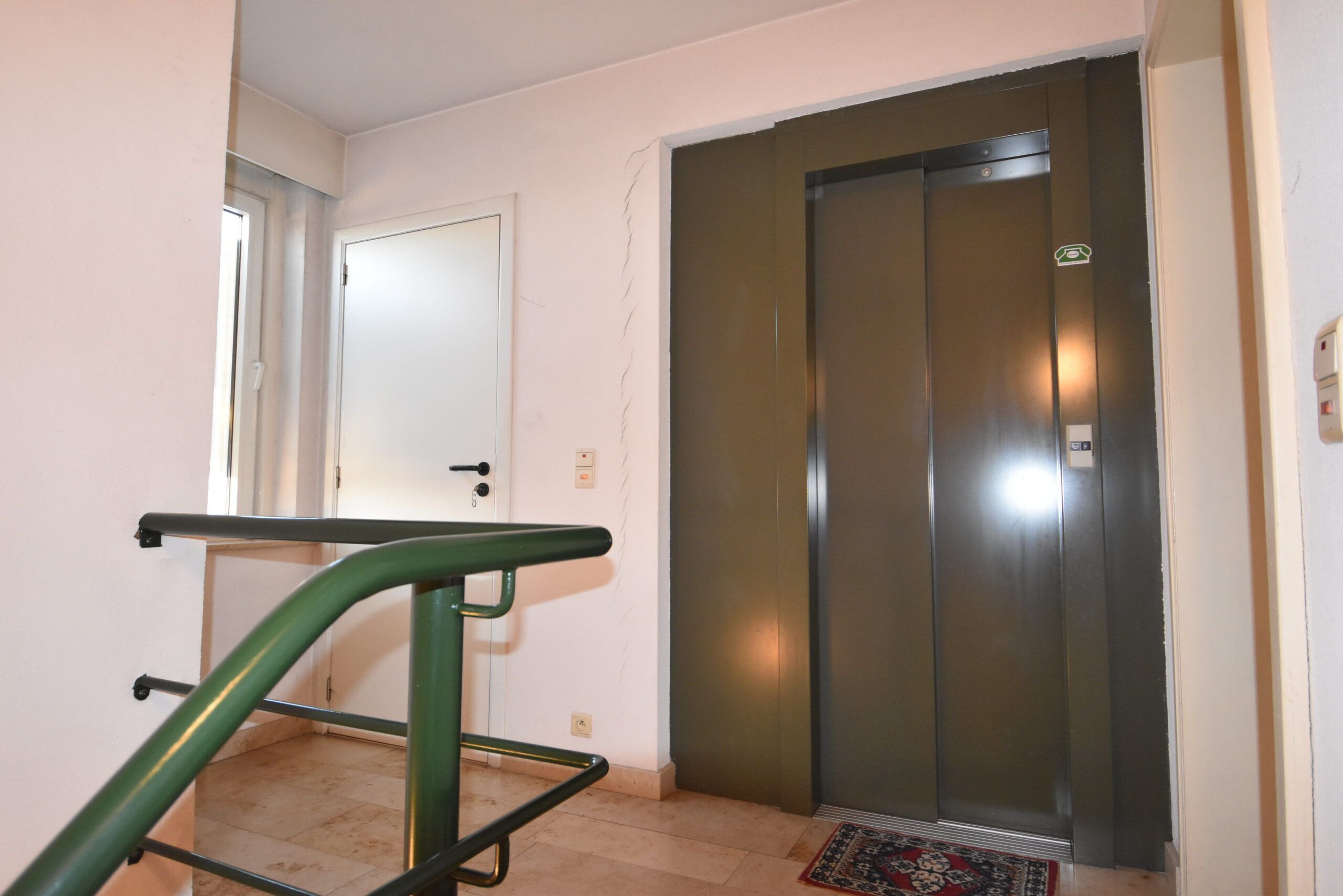 Ruim dakappartement (104 m² – 1 slpk) met garage foto 4