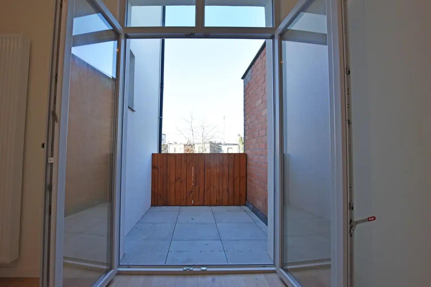 Zeer mooi gerenoveerd één-slaapkamer appartement met terras te Deurne. foto 10