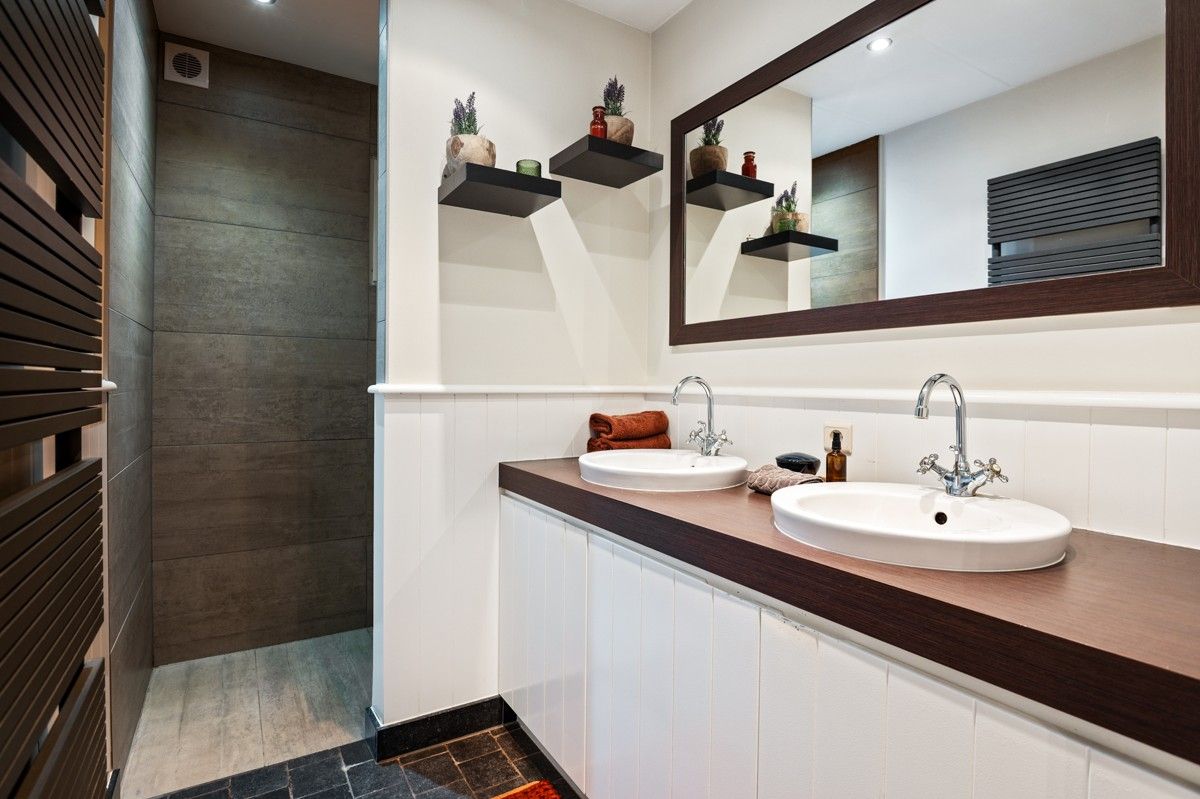 Er zijn zo van die woningen die je niet alleen ziet... maar ook voelt! foto 12