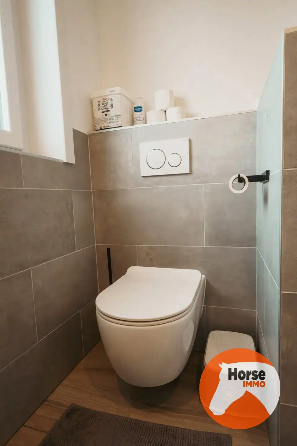 VRASENE - Recent gerenoveerde woning met paardenstallen  foto 15