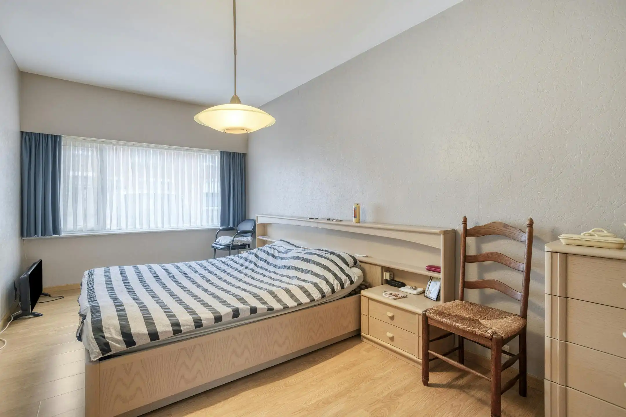 Ruim appartement met 2 slaapkamers te koop in Assebroek  foto 9