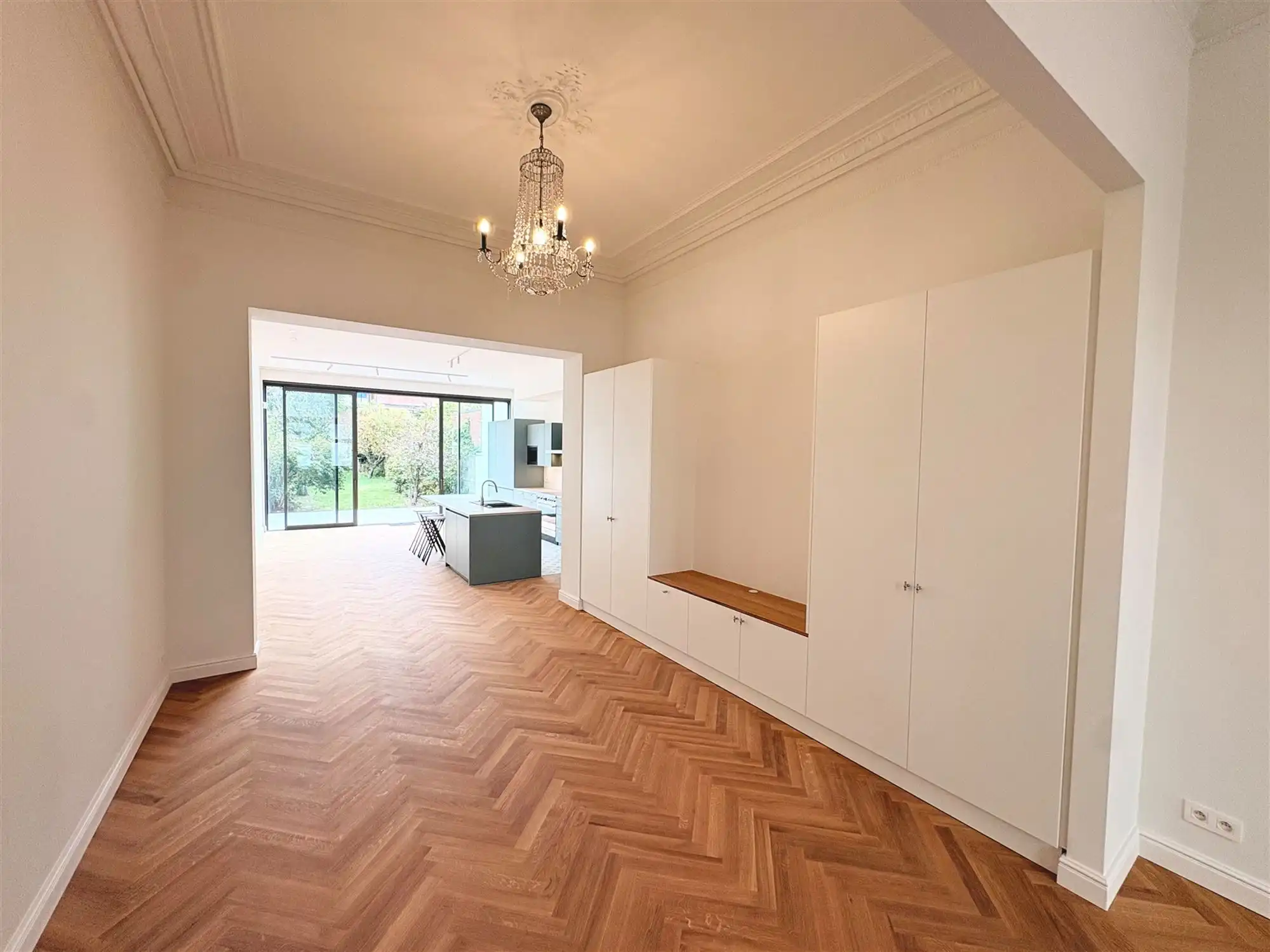 Gerenoveerde herenwoning met 5 slpks in Markgravebuurt. foto 4
