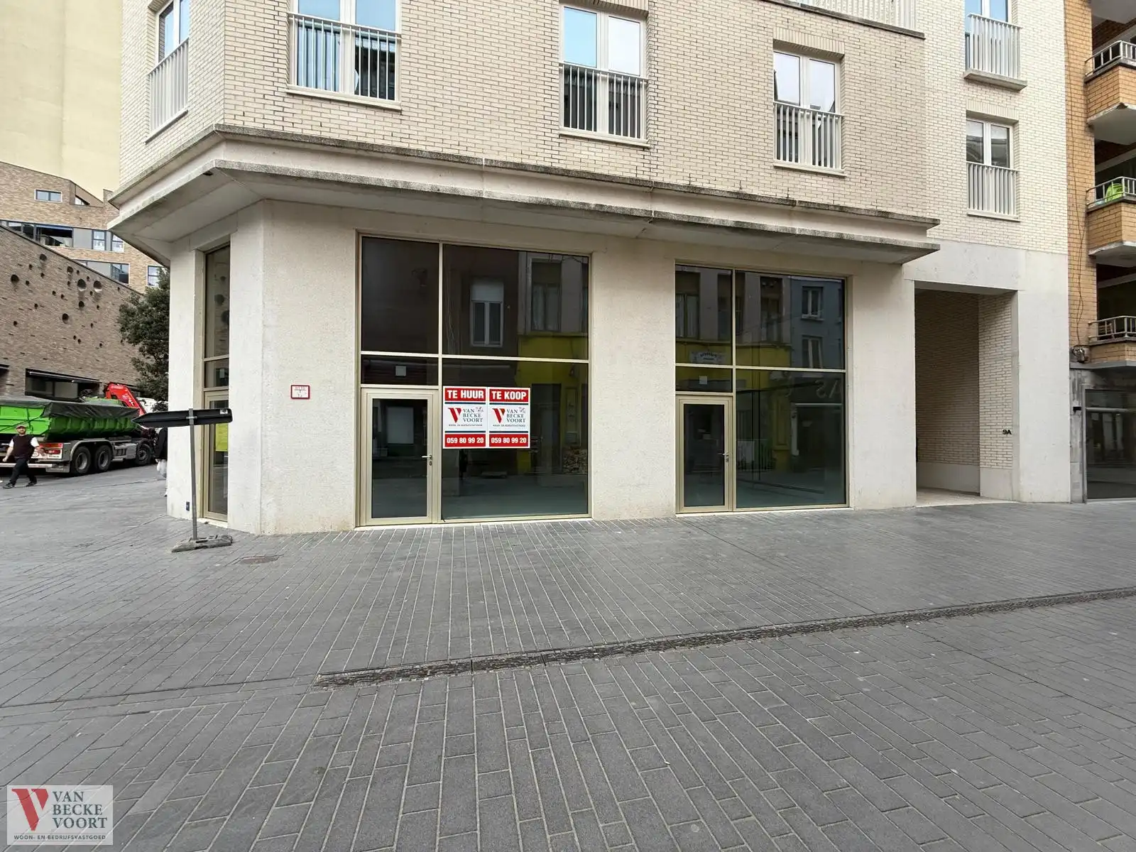 Handelsgelijkvloers 199m² foto 8