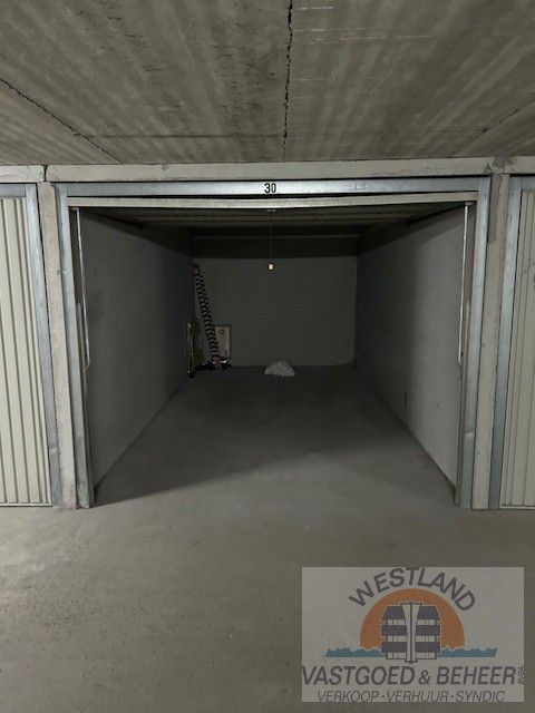 Garage te huur foto 2