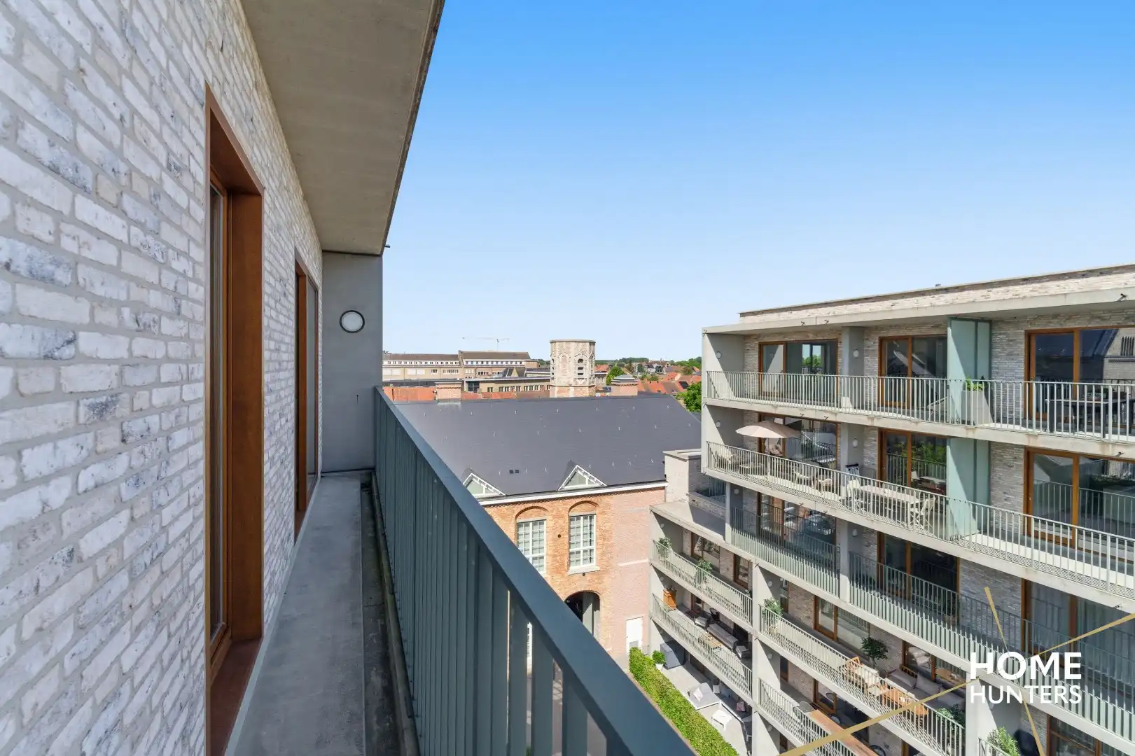 Luxueus appartement met zonnig terras in het hart van het historische stadscentrum van Ieper foto 17