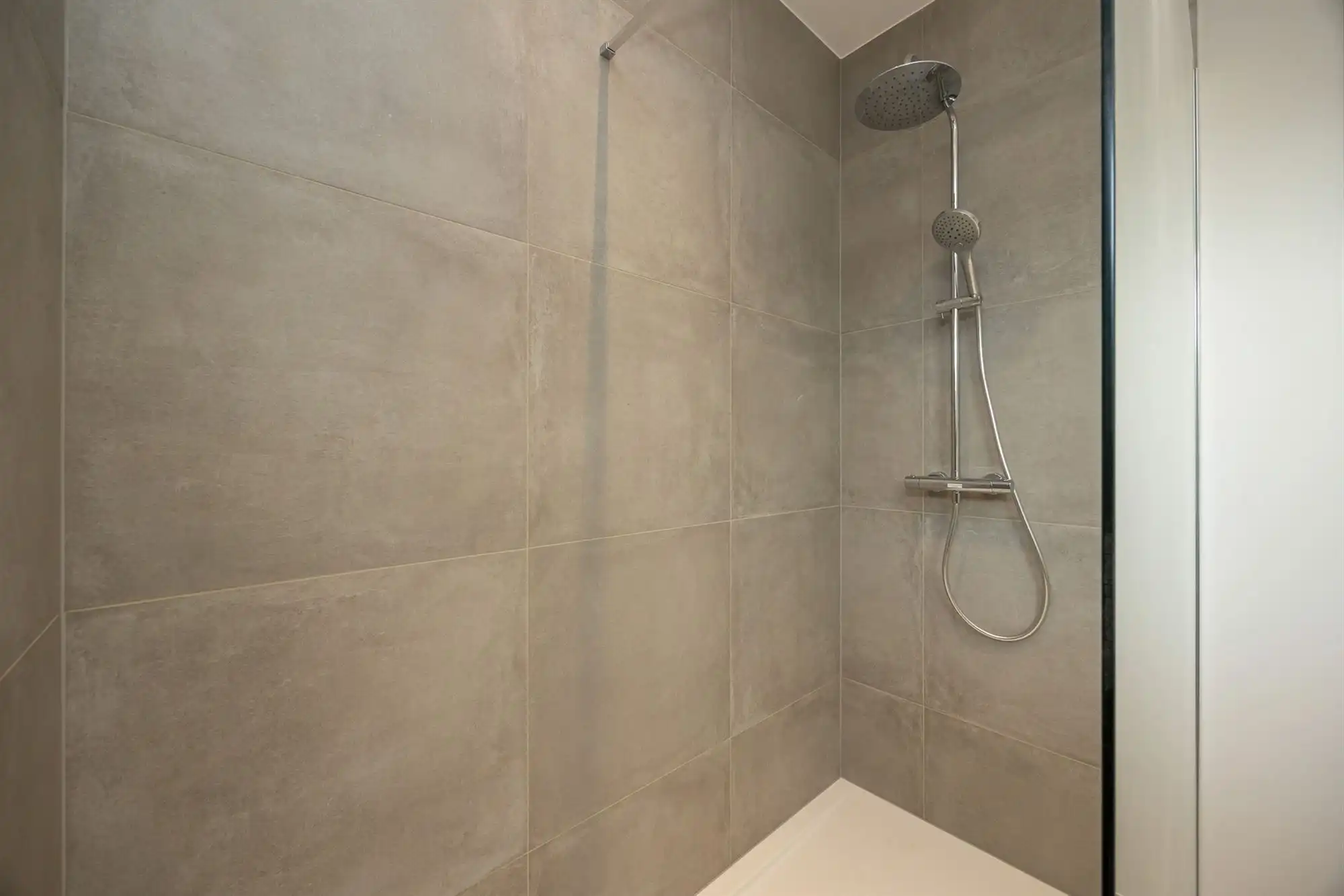 Energiezuinige open bebouwing met landelijk zicht foto 23