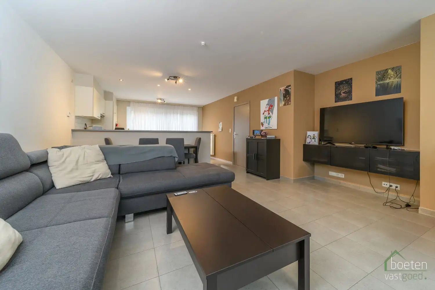 IZENBERGE: Recente rijwoning met alle comfort, 3 slaapkamers, gezellig tuintje en garage op 151m² grondopp. (verhuurd) foto 4