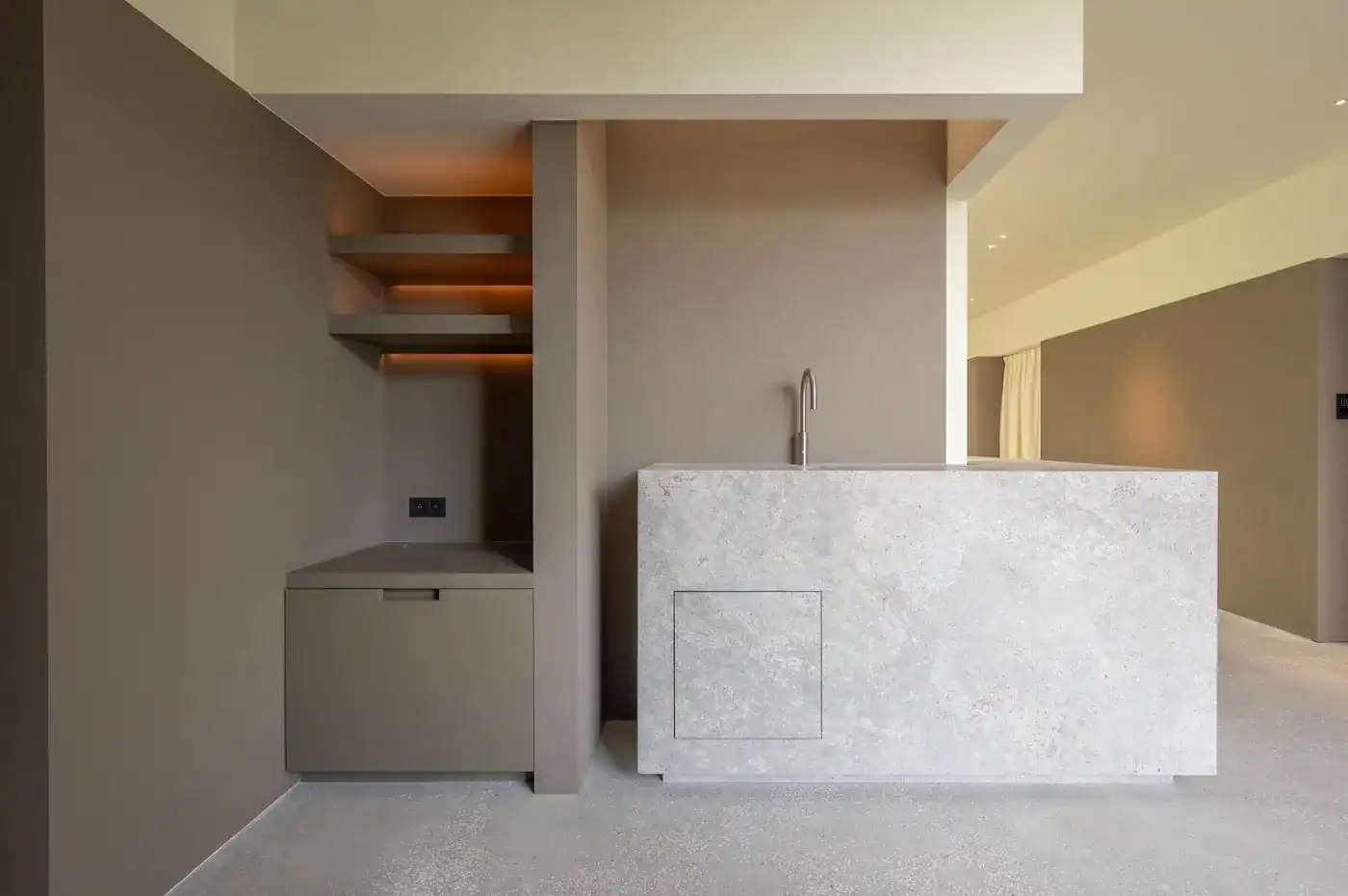 Kantoorruimte van ca. 145 m² te huur – professionele en gedeelde kantooromgeving foto 6