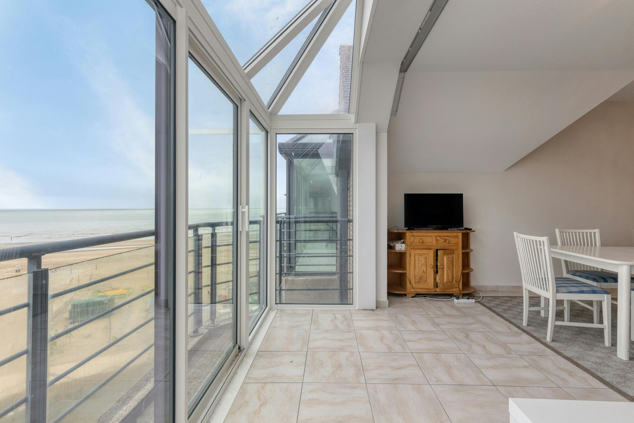 Appartement (82m²) met zeezicht in de Witte Berg, De Panne foto 3