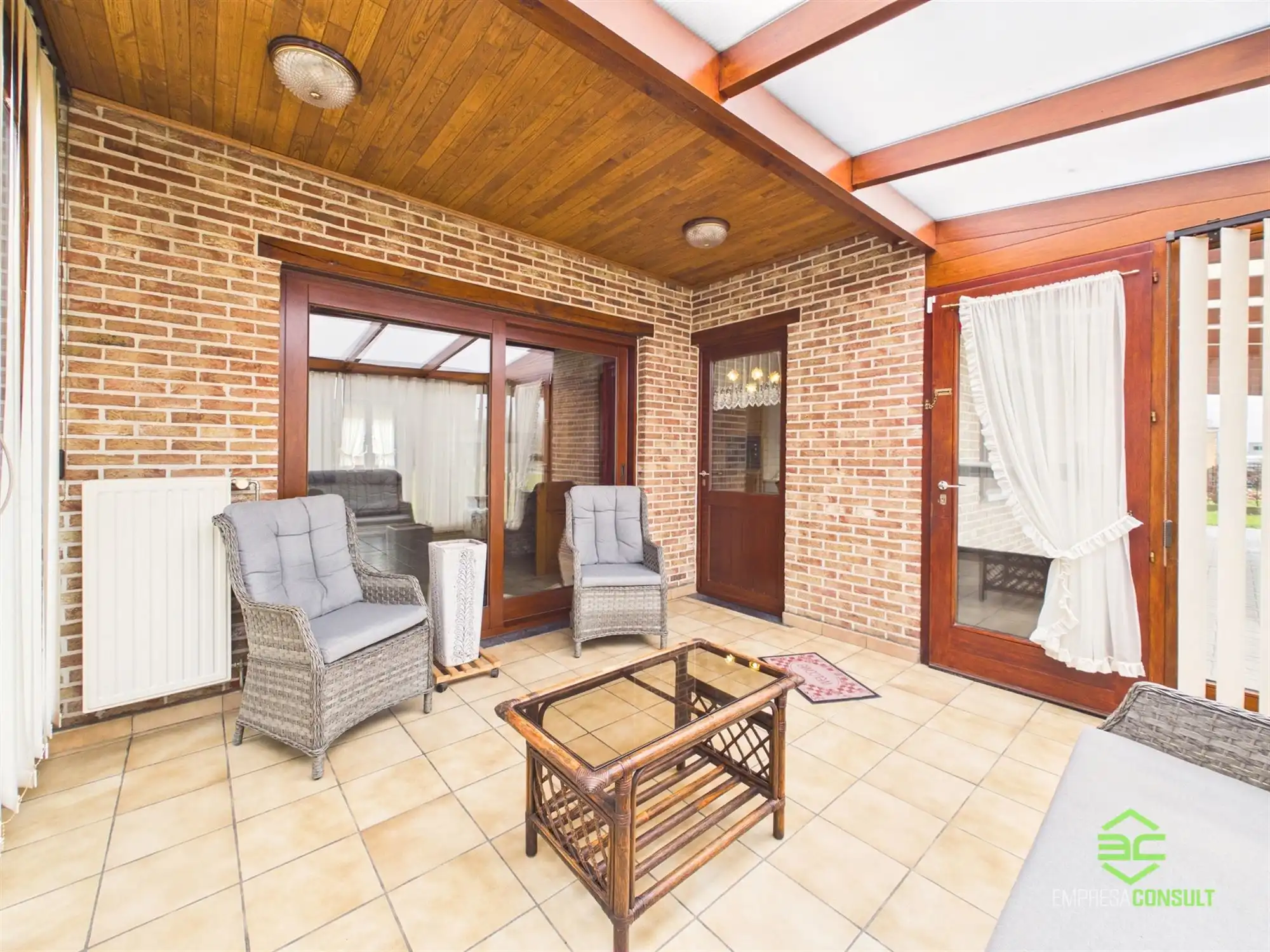 Gelijkvloerse woning met 2 slpk in Runkelen! foto 7