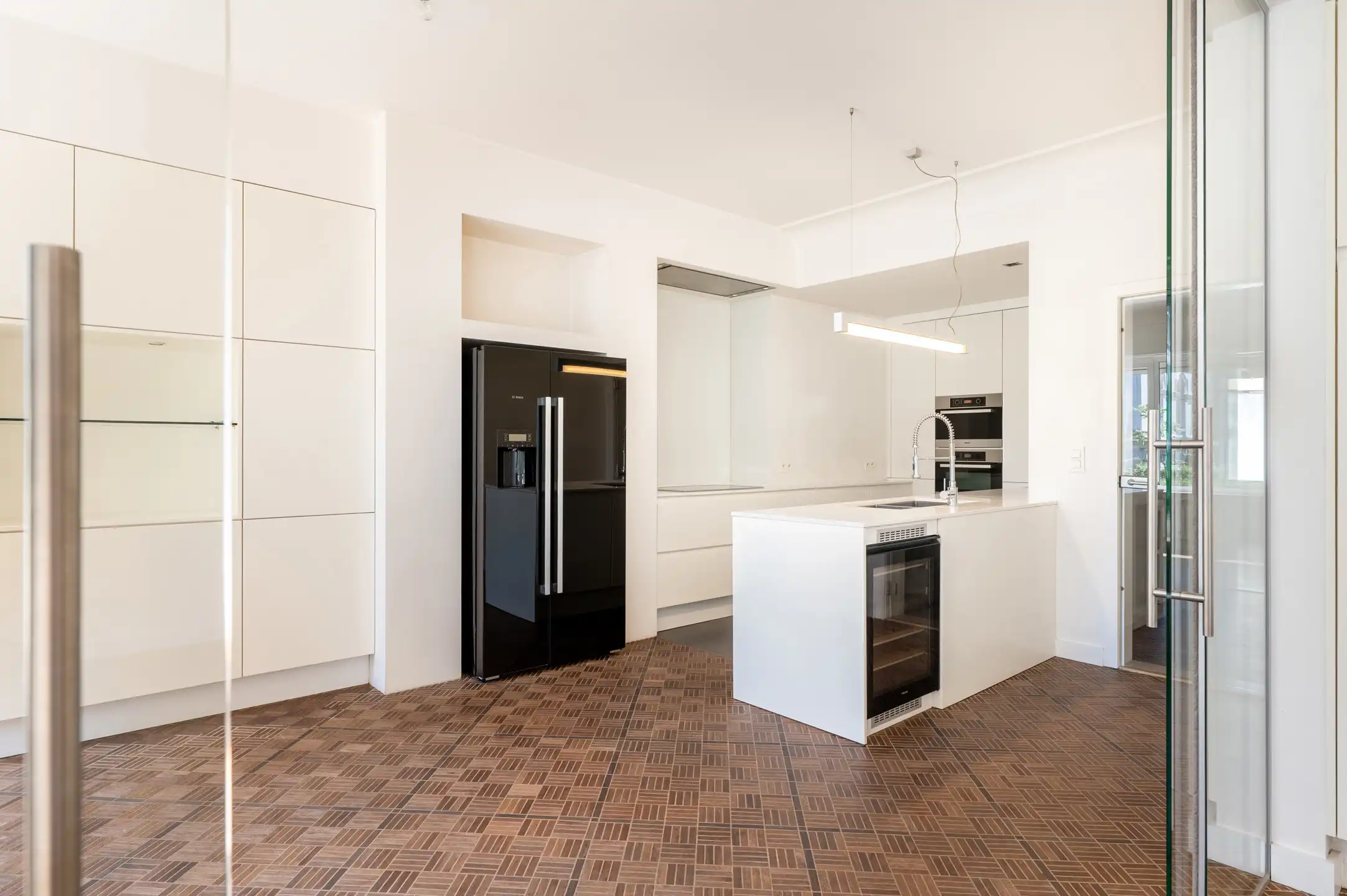 Ruim appartement met uniek zicht op KMSKA foto 8