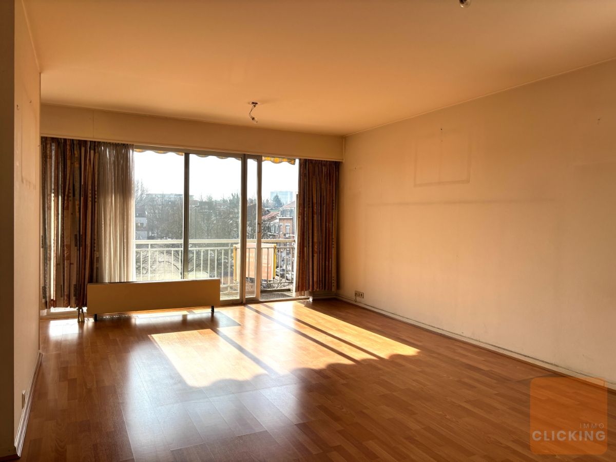 Leuk 2 slaapkamer appartement met zonnig terras foto 7