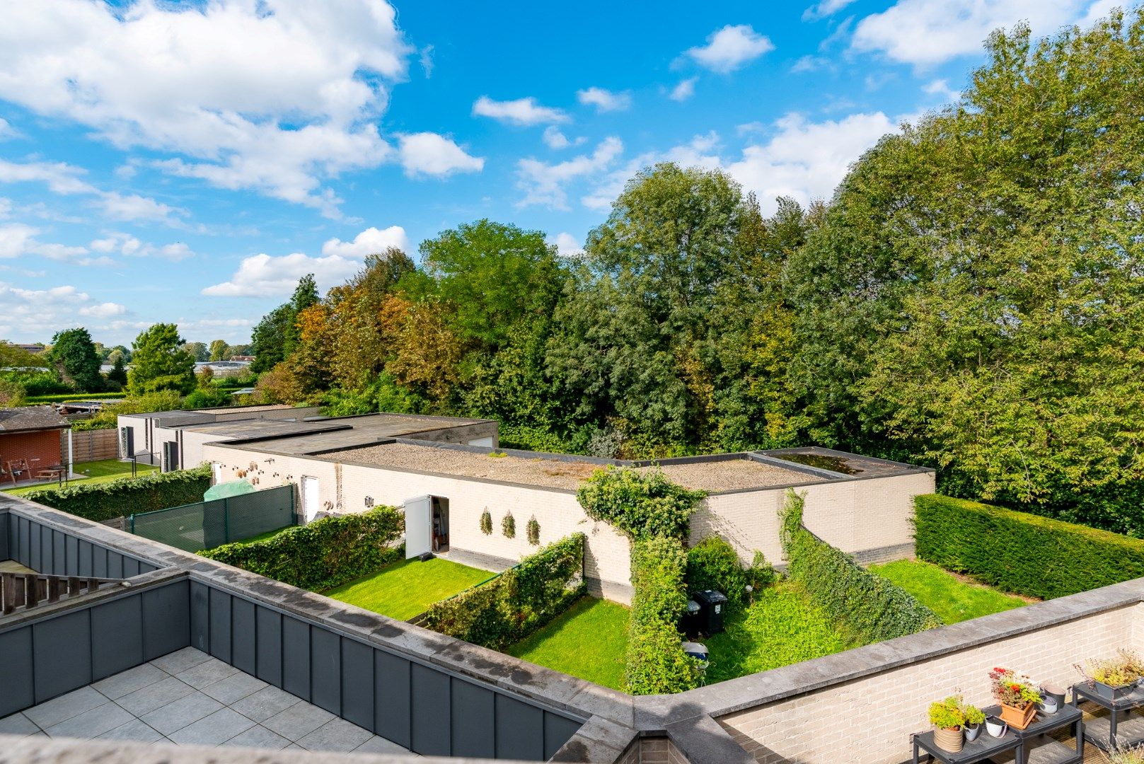 Duplex dakappartement met 3 slaapkamers en zonnig terras in Boechout foto 23