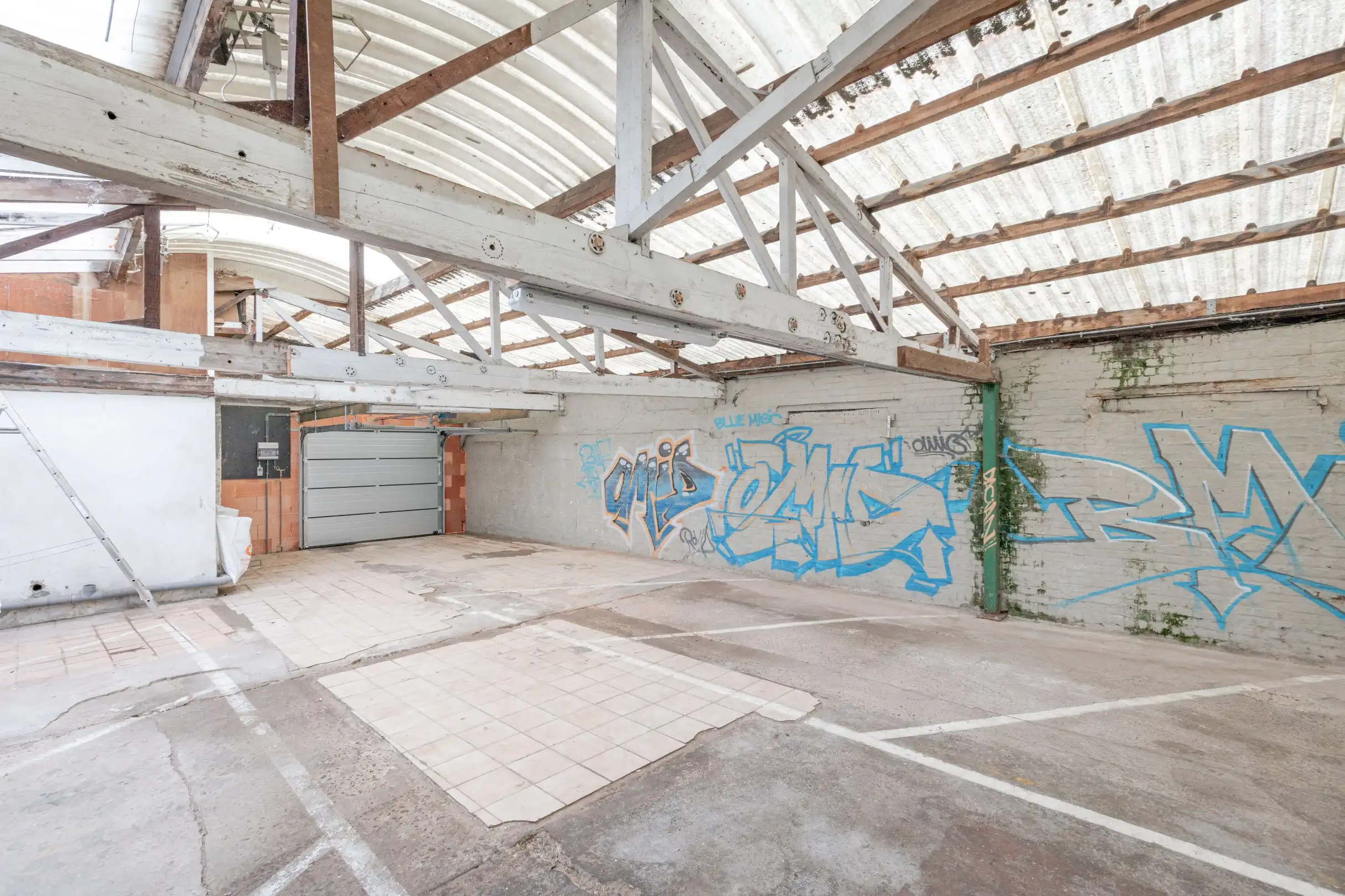 Parkings op verkeerstechnische toplocatie! foto 7