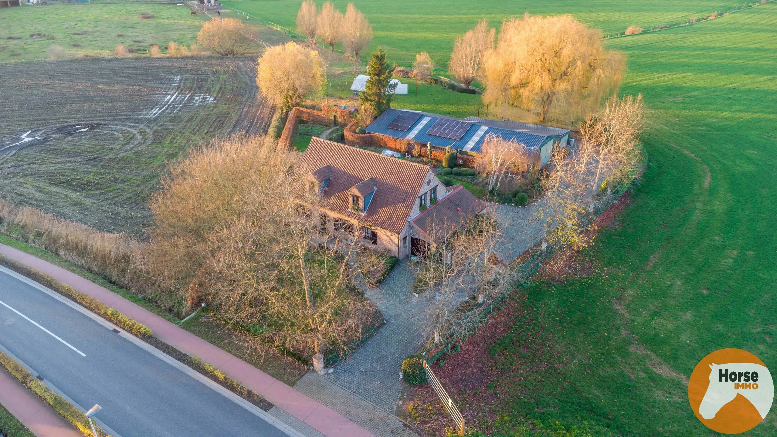 SCHELLE - Centraal gelegen ruime woning met loods en weides  foto 15