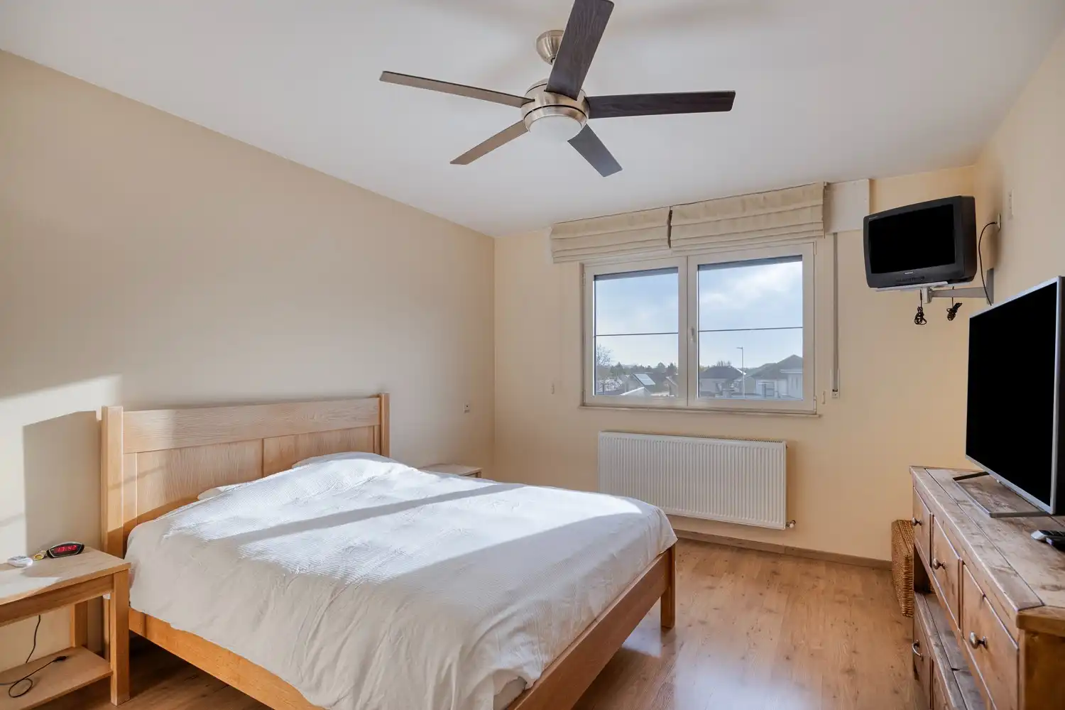 Ruime, energiezuinige gezinswoning met ingebouwd zwembad op toplocatie in Lanaken foto 28