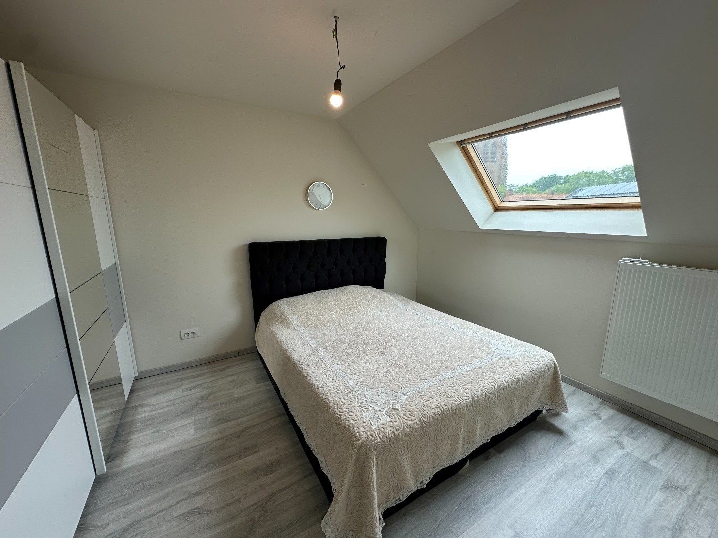 Centraal gelegen, energiezuinig appartement met twee ruime slaapkamers foto 6