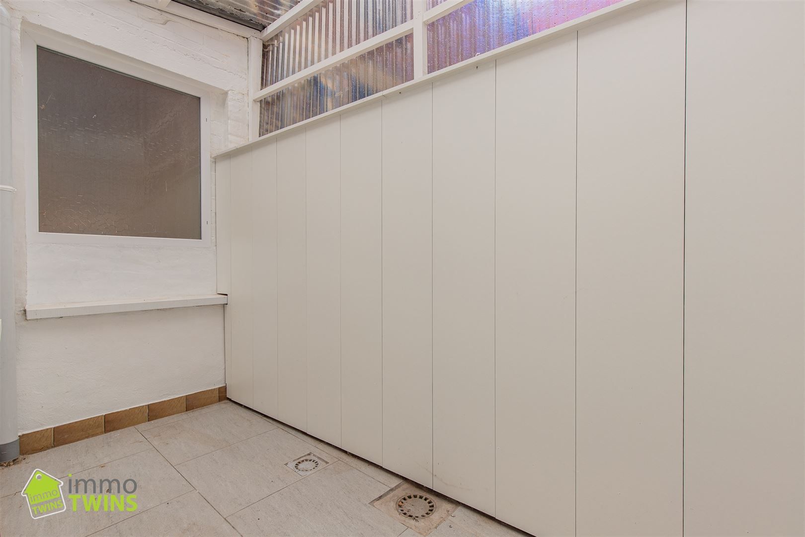 Instapklare woning te Sint Niklaas  foto 13