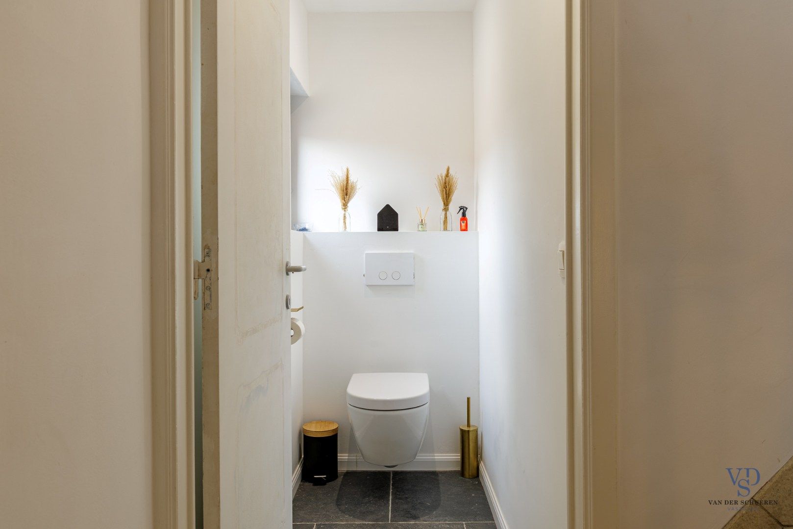 Charmant gerenoveerde villa met karakter en hedendaags comfort foto 23